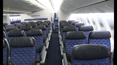 delta 777 interior|Delta 777 cabin tour (7CB) 4k .